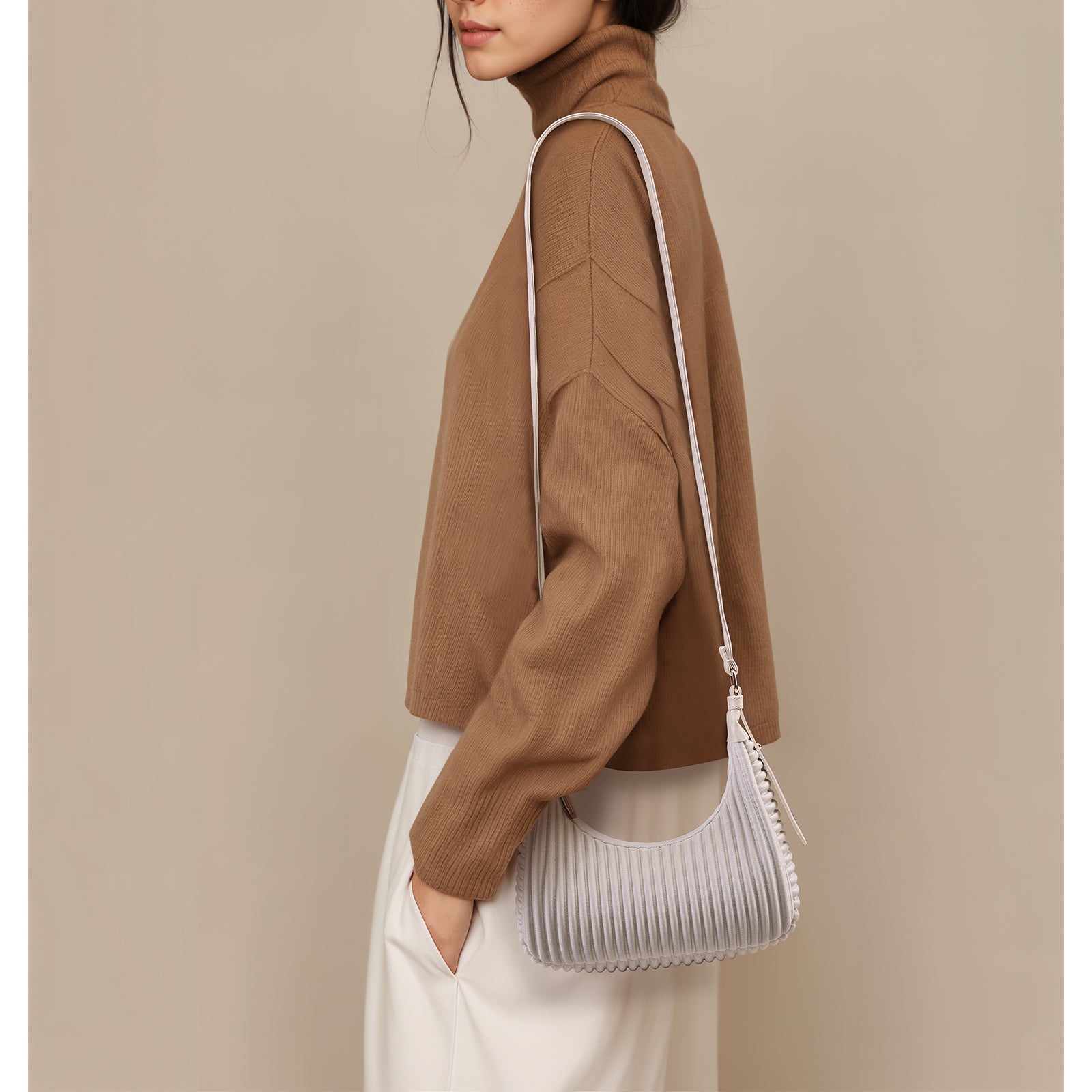 NOHOO Wholesale Vertical Pleated Crescent Bags Black Textured Crossbody Bags Custom Logo Accepted for Boutiques