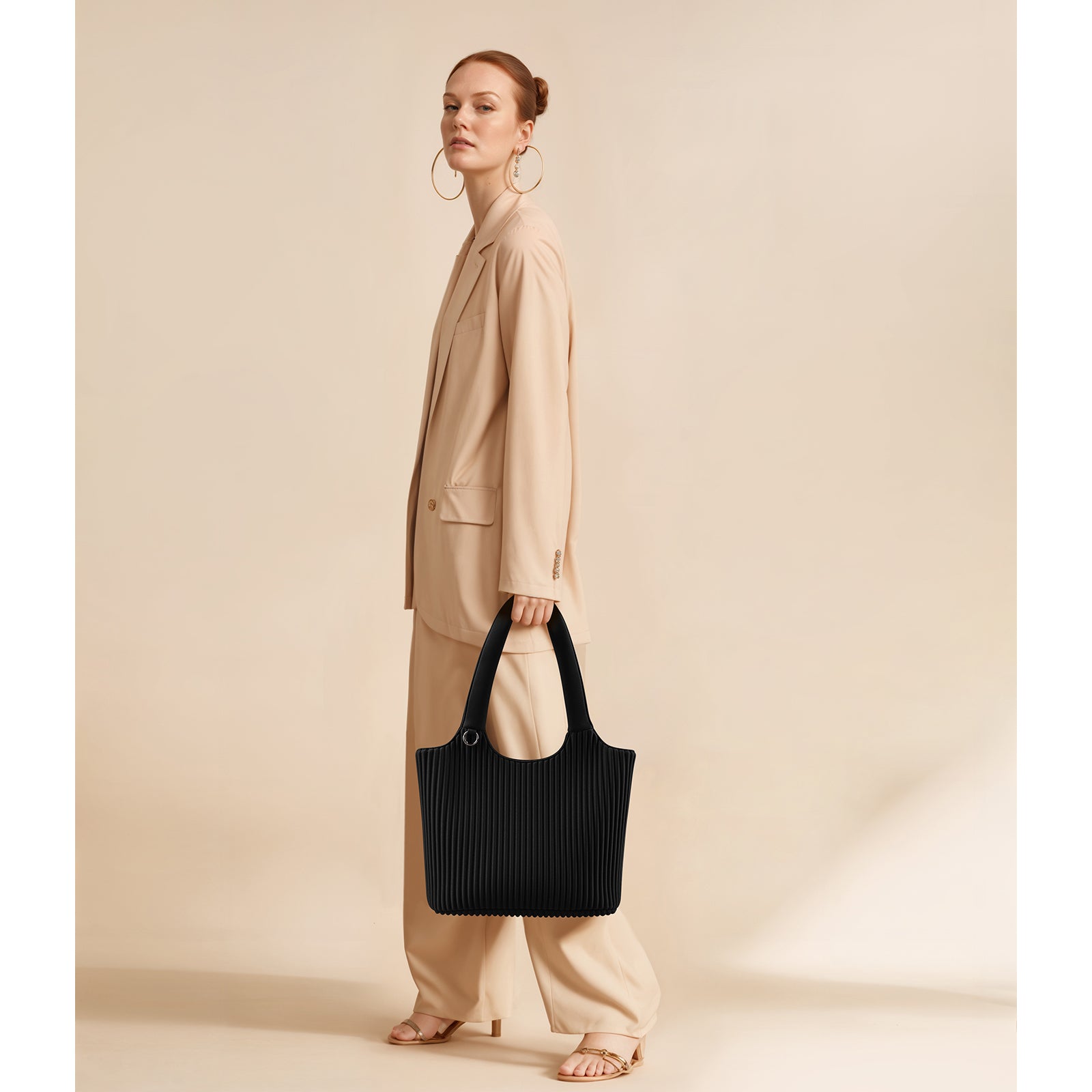 ONIMALS Fashion Women's Tote Bag Vertical Pleated Texture with U-Shaped Handle Large Capacity Shoulder Bag